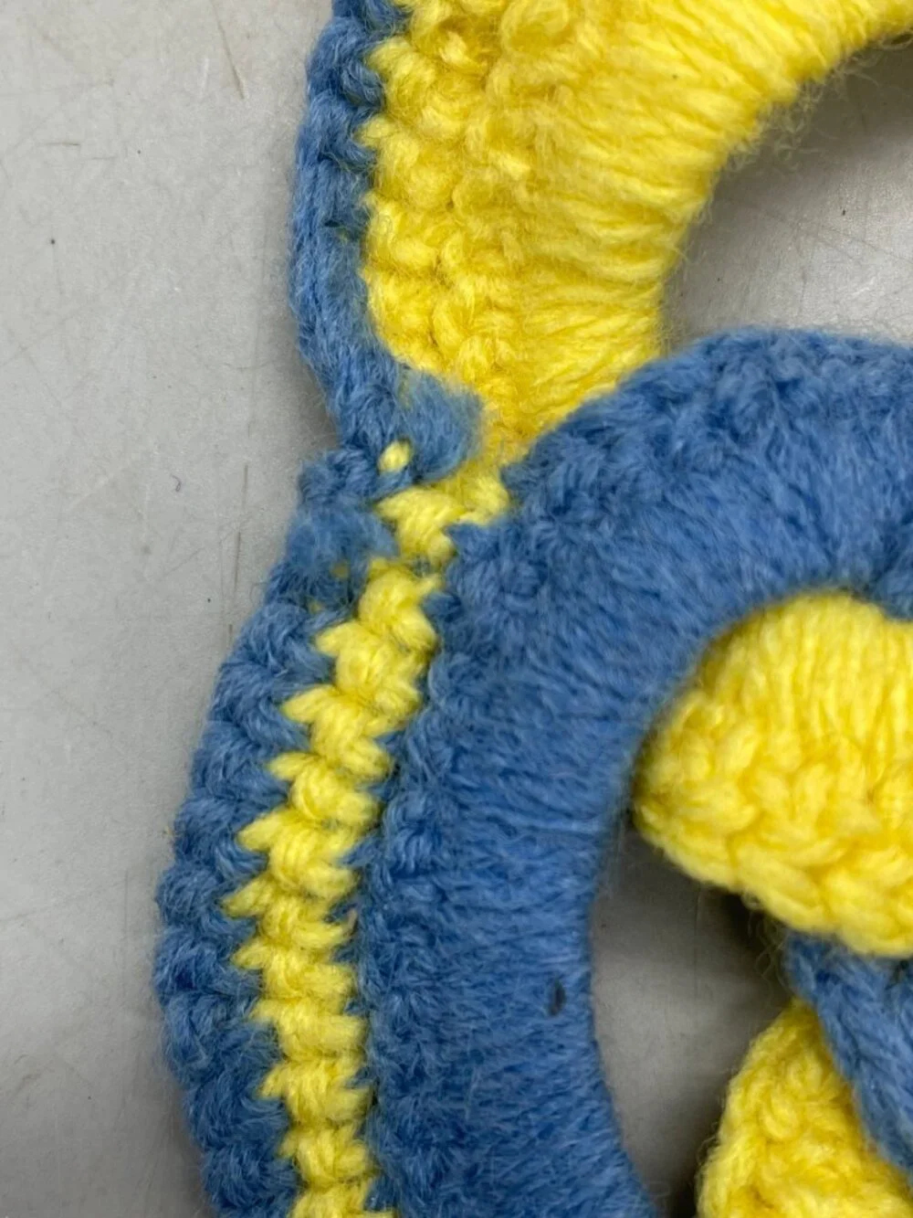 vintage crocheted amish style knot pot holder trivet blue yellow 8